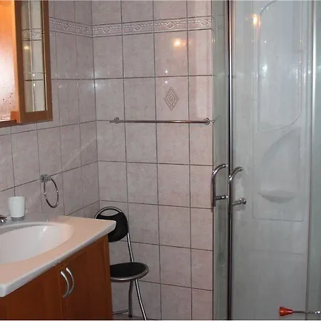 Camelia Apartment